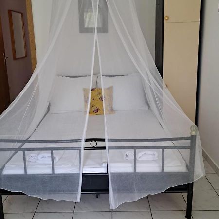 Apartmani Zderic Gradac  Kültér fotó