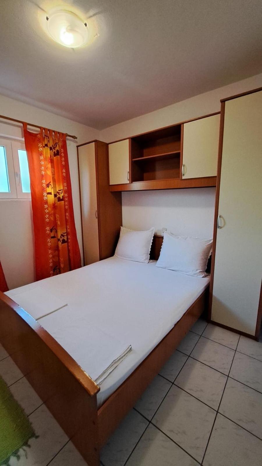 Apartmani Zderic Gradac  Kültér fotó