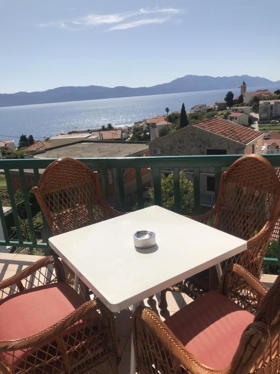 Apartmani Zderic Gradac  Kültér fotó