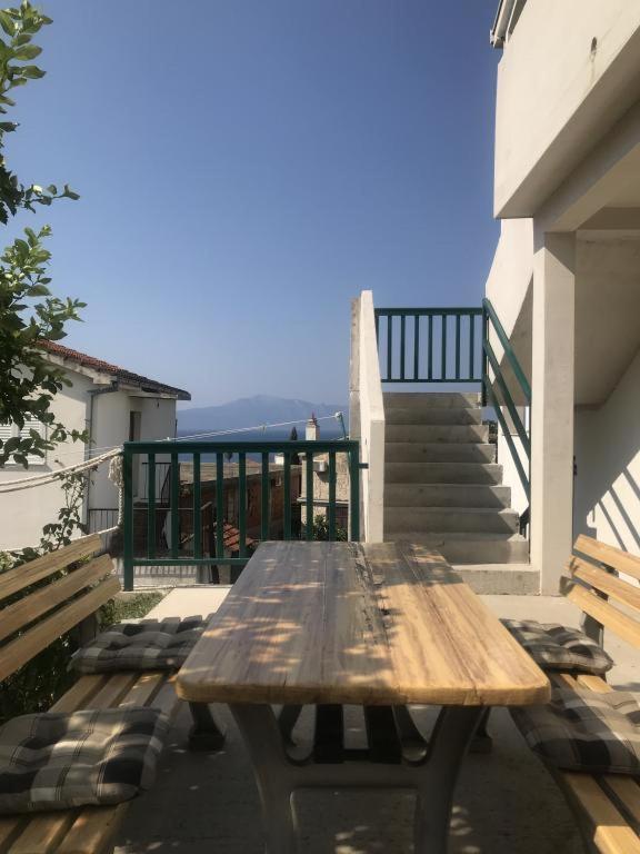 Apartmani Zderic Gradac  Kültér fotó